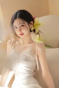 持久违规收受礼金；汉族